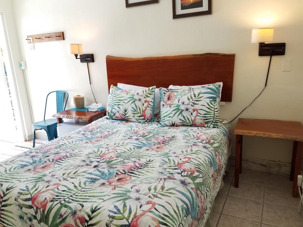 Alexander Palms Court - No Hidden Resort Fees! Key West Exterior photo