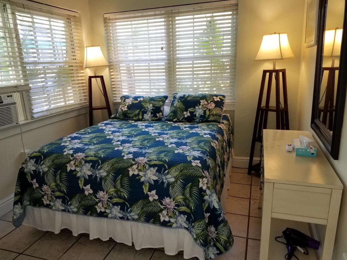 Alexander Palms Court - No Hidden Resort Fees! Key West Exterior photo