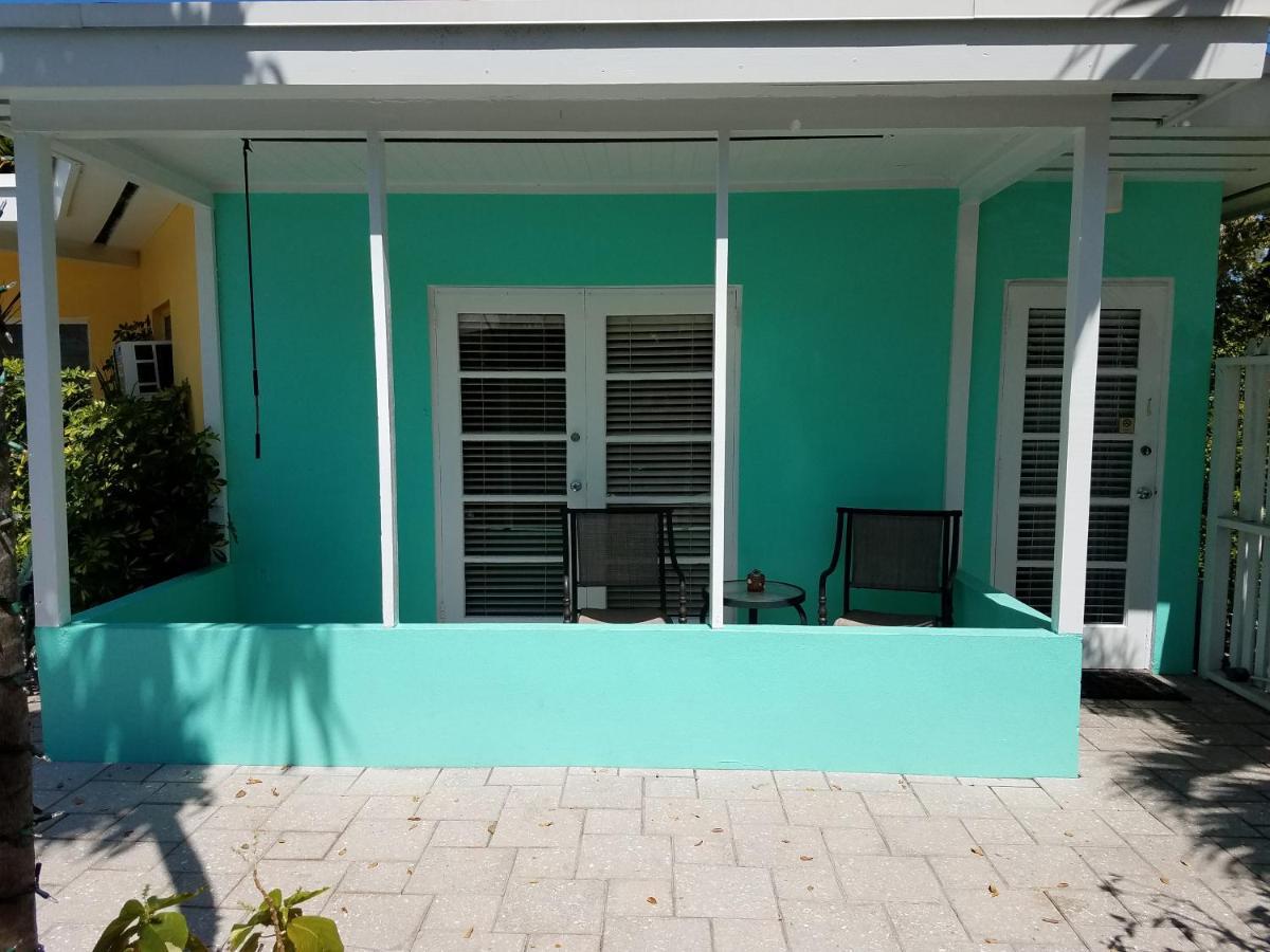 Alexander Palms Court - No Hidden Resort Fees! Key West Exterior photo