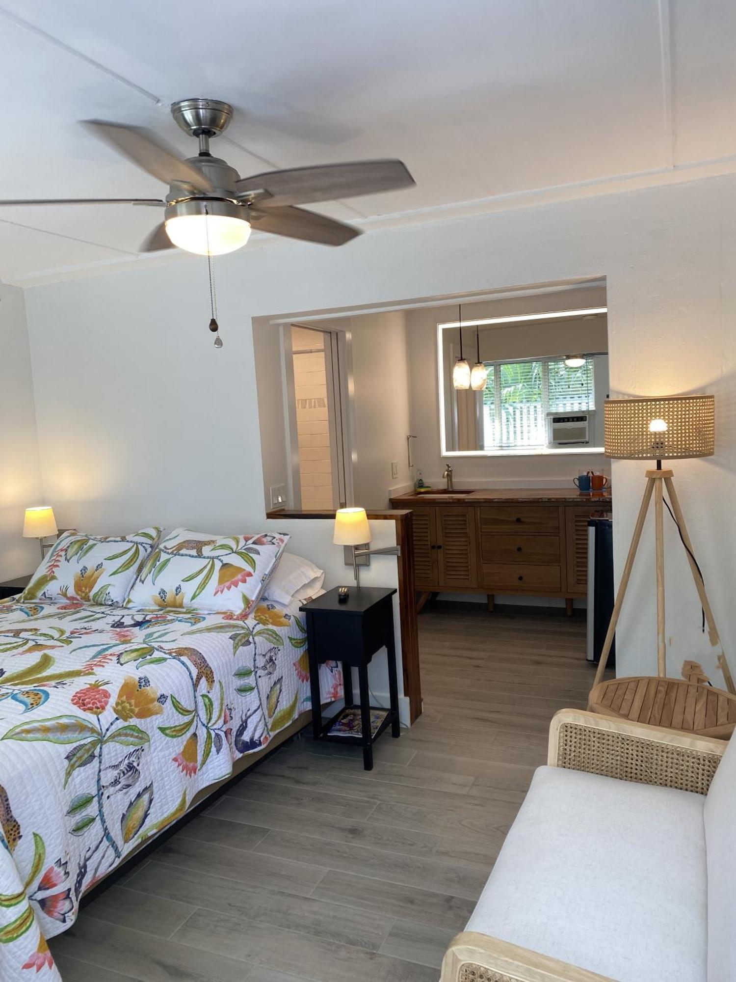 Alexander Palms Court - No Hidden Resort Fees! Key West Exterior photo